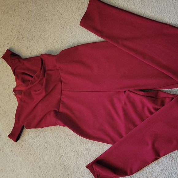 JUMPSUIT BACK ZIPPER - Picture 2 of 4